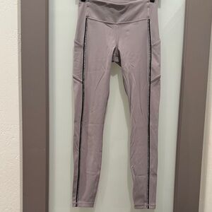 Lululemon Speed Up Tight Metallic 28” Size 6
